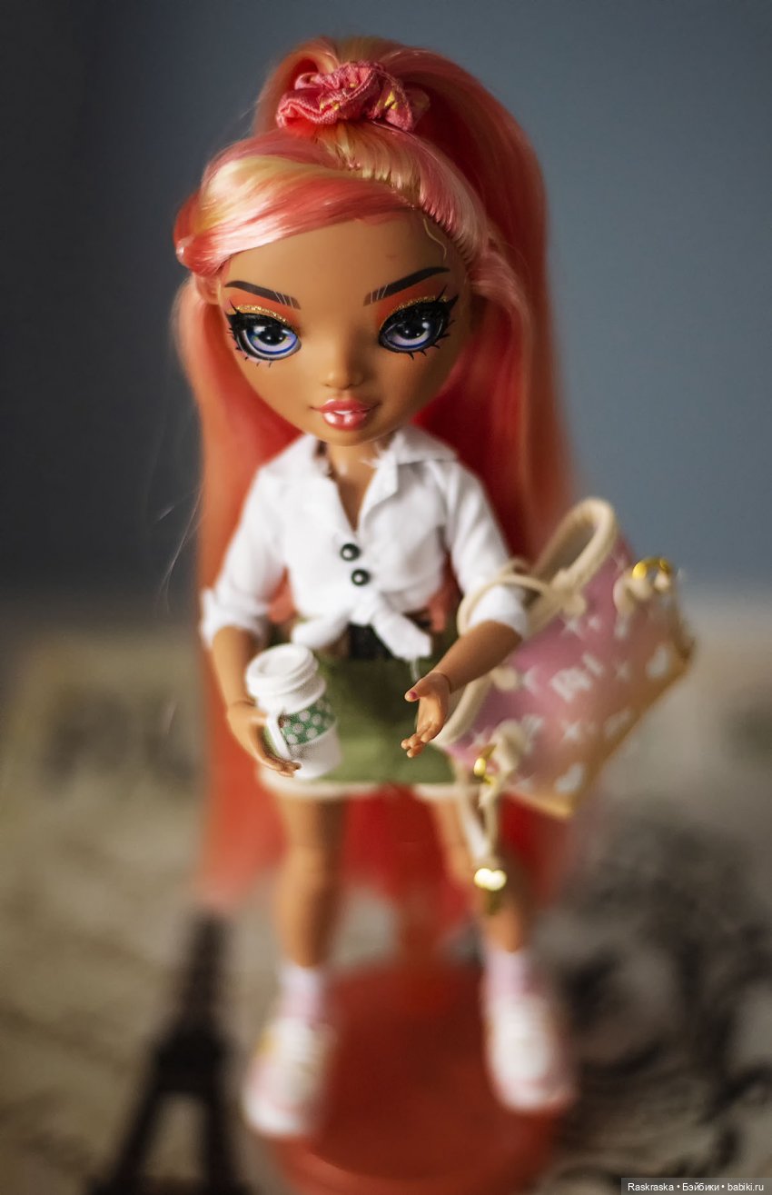 Доделала наряд для Оливушки, и Симона в Оливкиной юбчонке (фото 10)