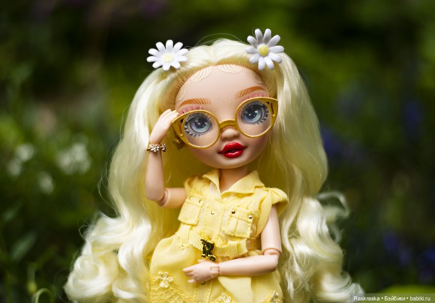 Ромашечка моя неожиданная Delilah Fields Rainbow High (фото 2)