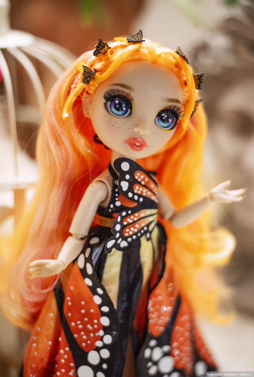 Подиумная Поппи Ну классная же - потому и поселилась Poppy Rowan Runway Series Rainbow High