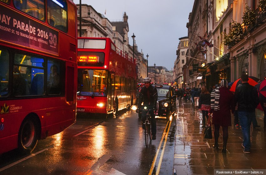 Лондон перед Рождеством - взгляд как будто бы туриста. Архивное