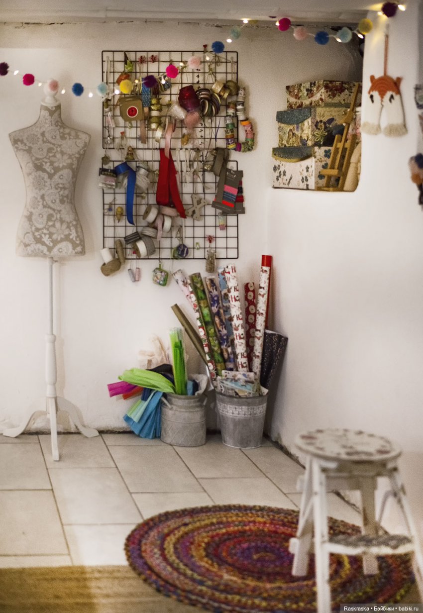 Подземелье счастья | Бэйбики Подземелье счастья — Хранение кукол и материалов: организация рабочего места