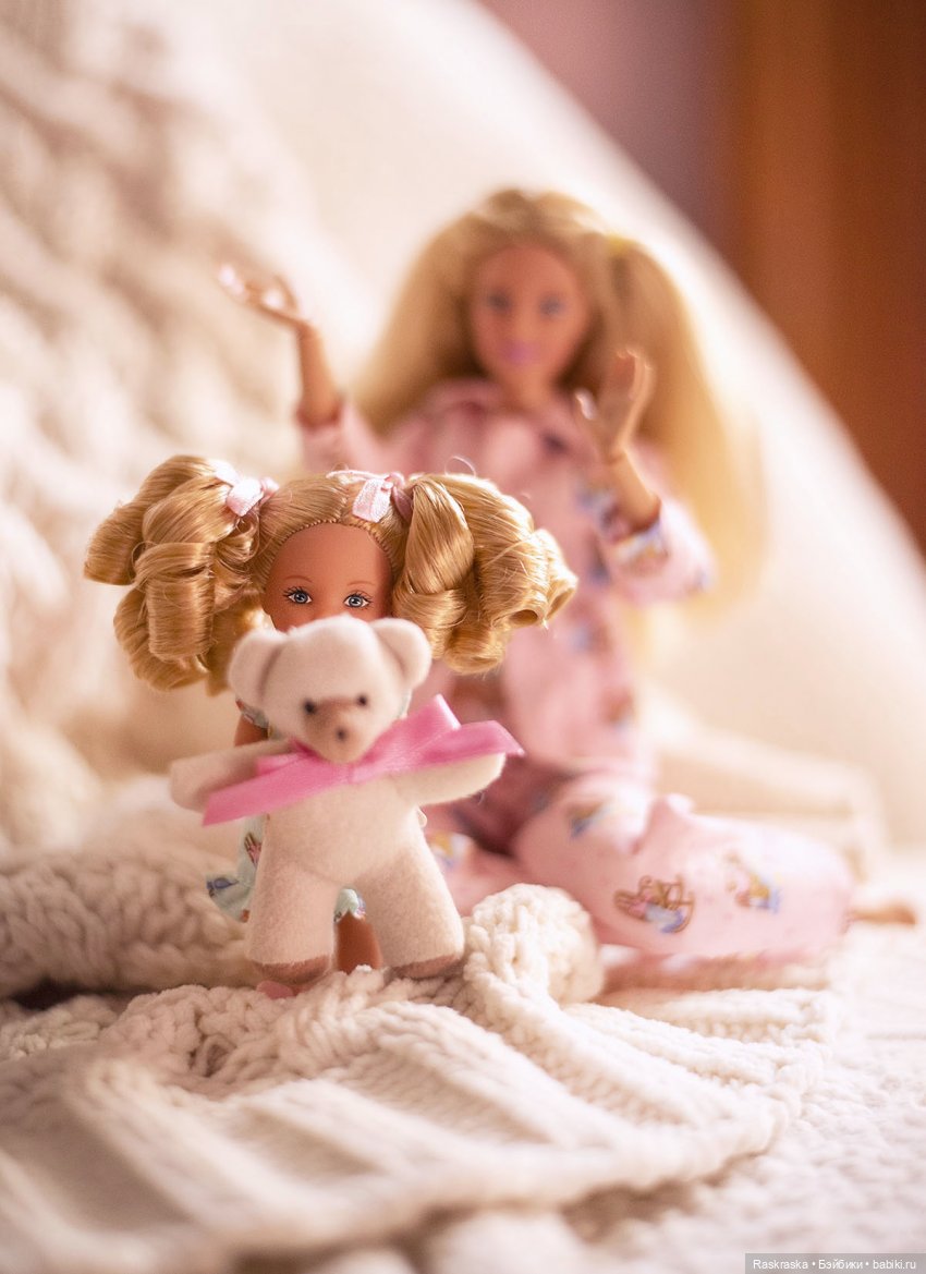 Сказки на ночь - Барби и одна из самых красивых Келли в одном наборе (фото 5)
