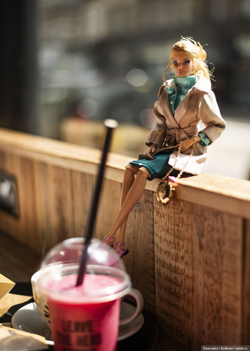 Принцесса Всея Исландии Хельга посетила Эдинбург (многобуквие и многофоточье)