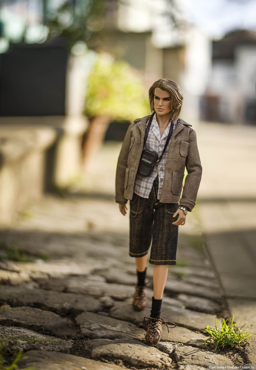 Noah Faraday Back To New York - вывела на улицу для пробных фото:)