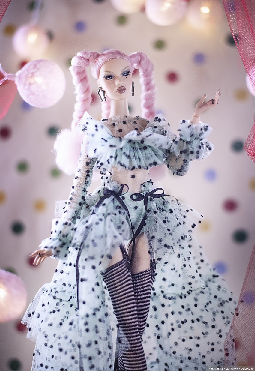 Clownesque Nadja Rhymes - распаковалась и сфотографировалась:):)📸