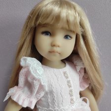 Little Darling Greta by Gery Uribe