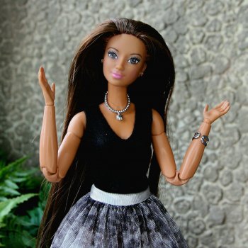 Даже если вам немного за тридцать... Лея выбирает наряд на вечер