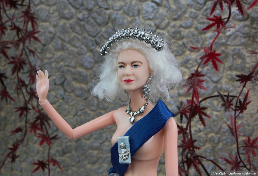 Королевский стриптиз с разоблачением (фото 9)