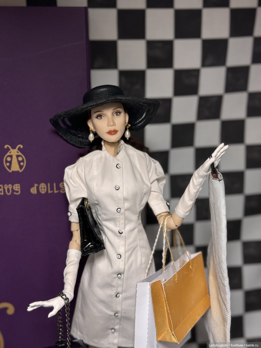 Кукла Красотка в белом из коллекции «Золотой век Голливуда серия «Красотка»»