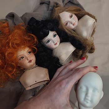 Новые девочки