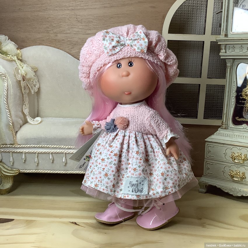 Розовые мини Мии: радужная и с беретом (фото 9)