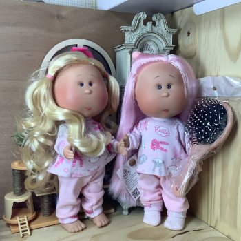 Видео: как поменять глаза куклам Мия Nines d’Onil