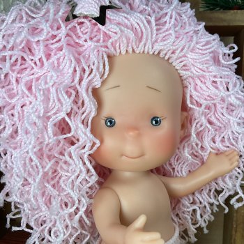 Кукла Little Pippa 23: Маленькая Пиппа с розовыми шерстяными волосами