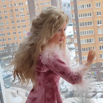 Кажется принца ждет))