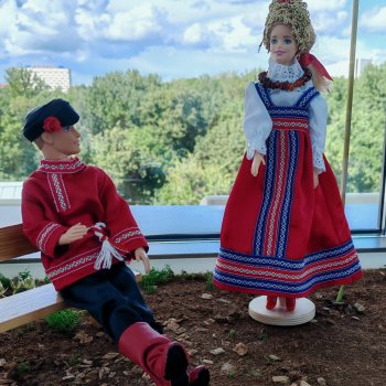 Выставка кукол в народных костюмах