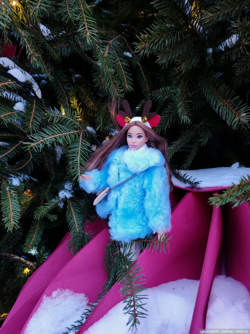 Новогодний город — Куклы Barbie (Барби): Looks