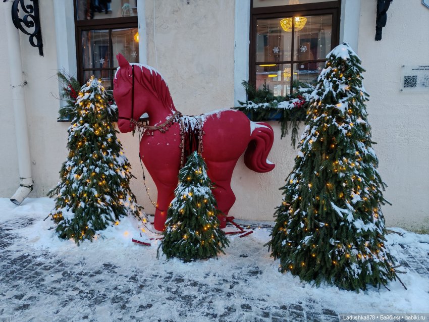 Новогодний город — Куклы Barbie (Барби): Looks (фото 2)