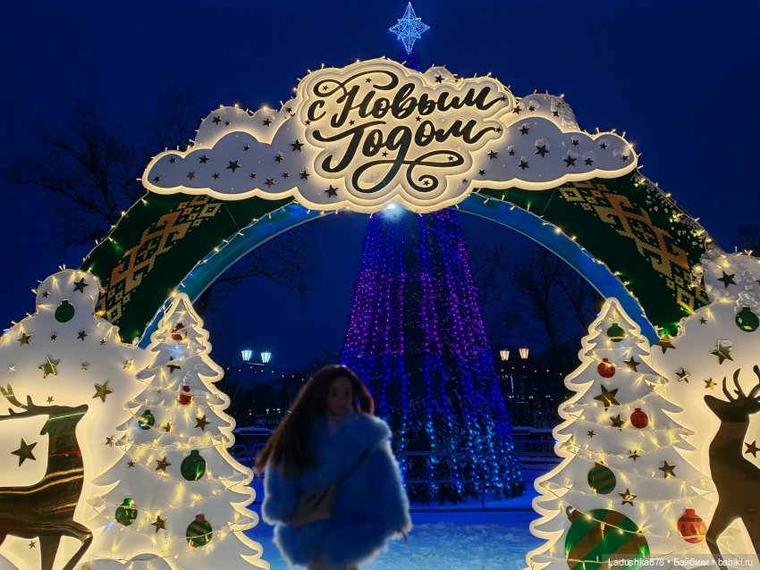 Новогодний город — Куклы Barbie (Барби): Looks