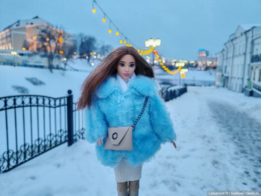 Новогодний город — Куклы Barbie (Барби): Looks