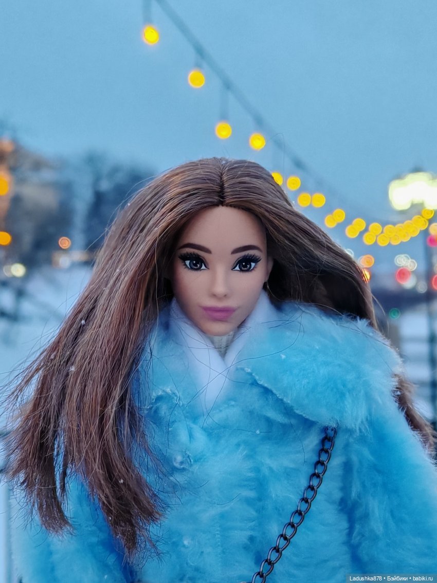 Новогодний город — Куклы Barbie (Барби): Looks