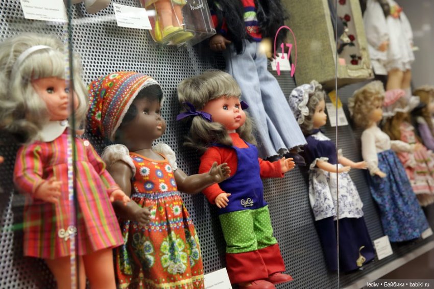 Новая жизнь старых кукол. Экспонат
