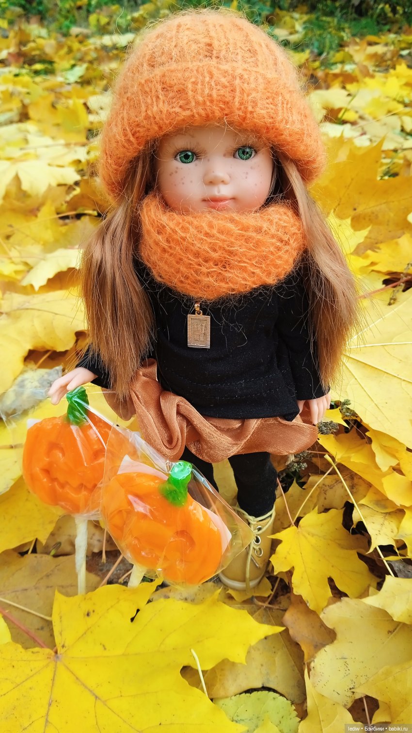 Новая жизнь старых кукол. Девушка Бонда. Рождество (фото 4)