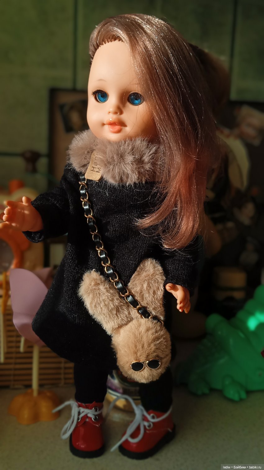 Новая жизнь старых кукол. Девушка Бонда. Рождество (фото 2)