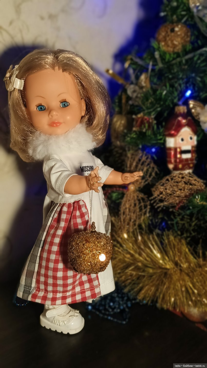 Новая жизнь старых кукол. Девушка Бонда. Рождество (фото 5)