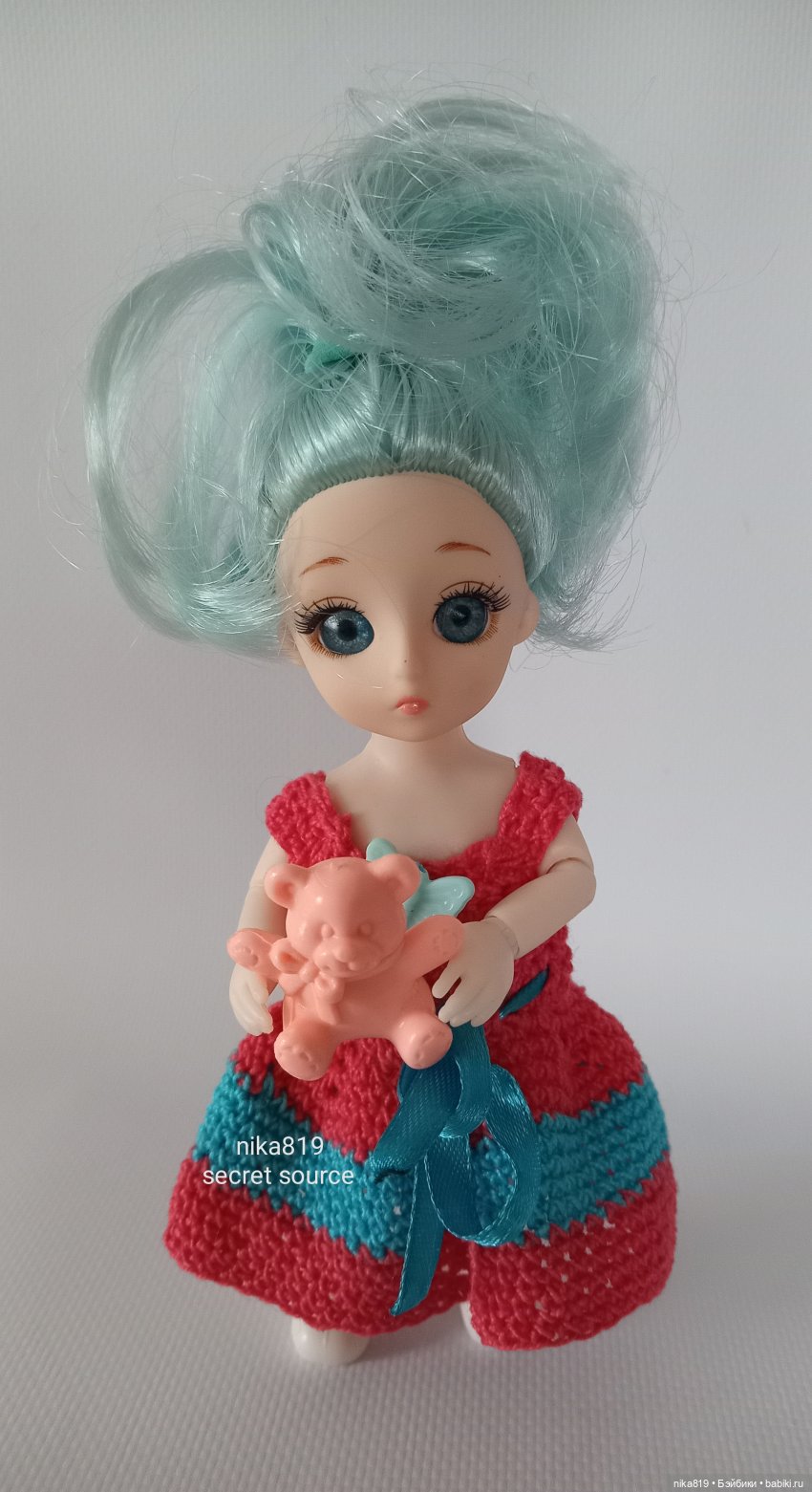 Куклы с голубыми и сиреневыми волосами (фото 3)
