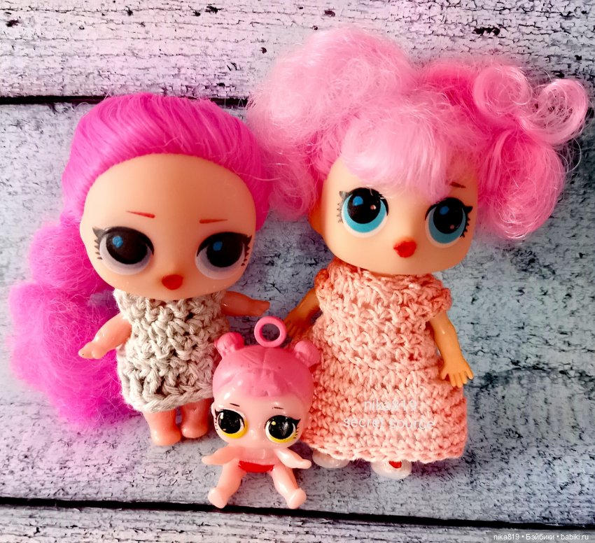 Куколки с розовыми и красными волосами (фото 8)