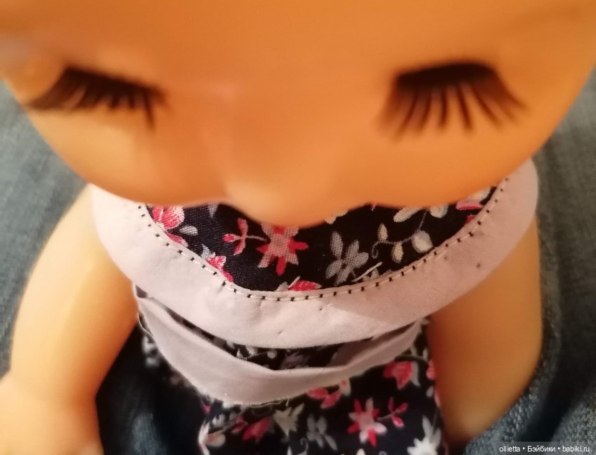 дефект ресниц куклы