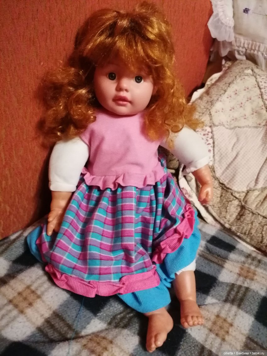 Китайская большая кукла