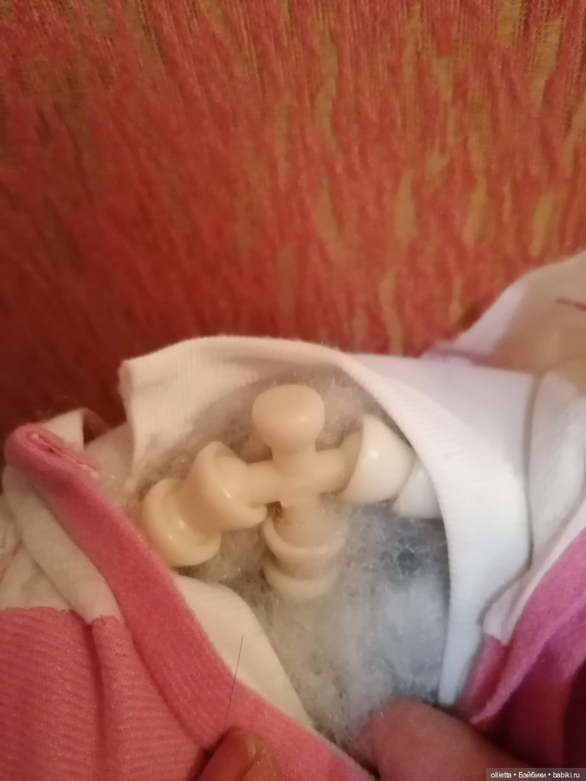 пластмассовый скелет китайской куклы