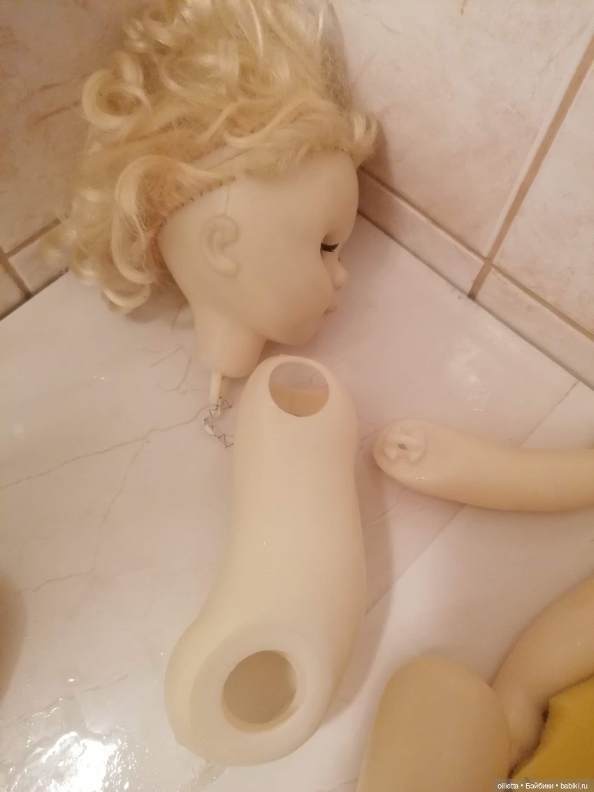 кукла пластмассовая