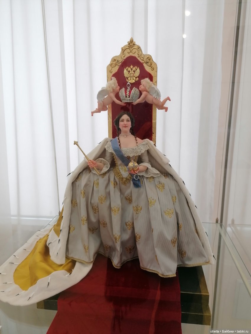 Авторская кукла - императрица Екатерина Великая Авторская кукла - императрица Екатерина Великая