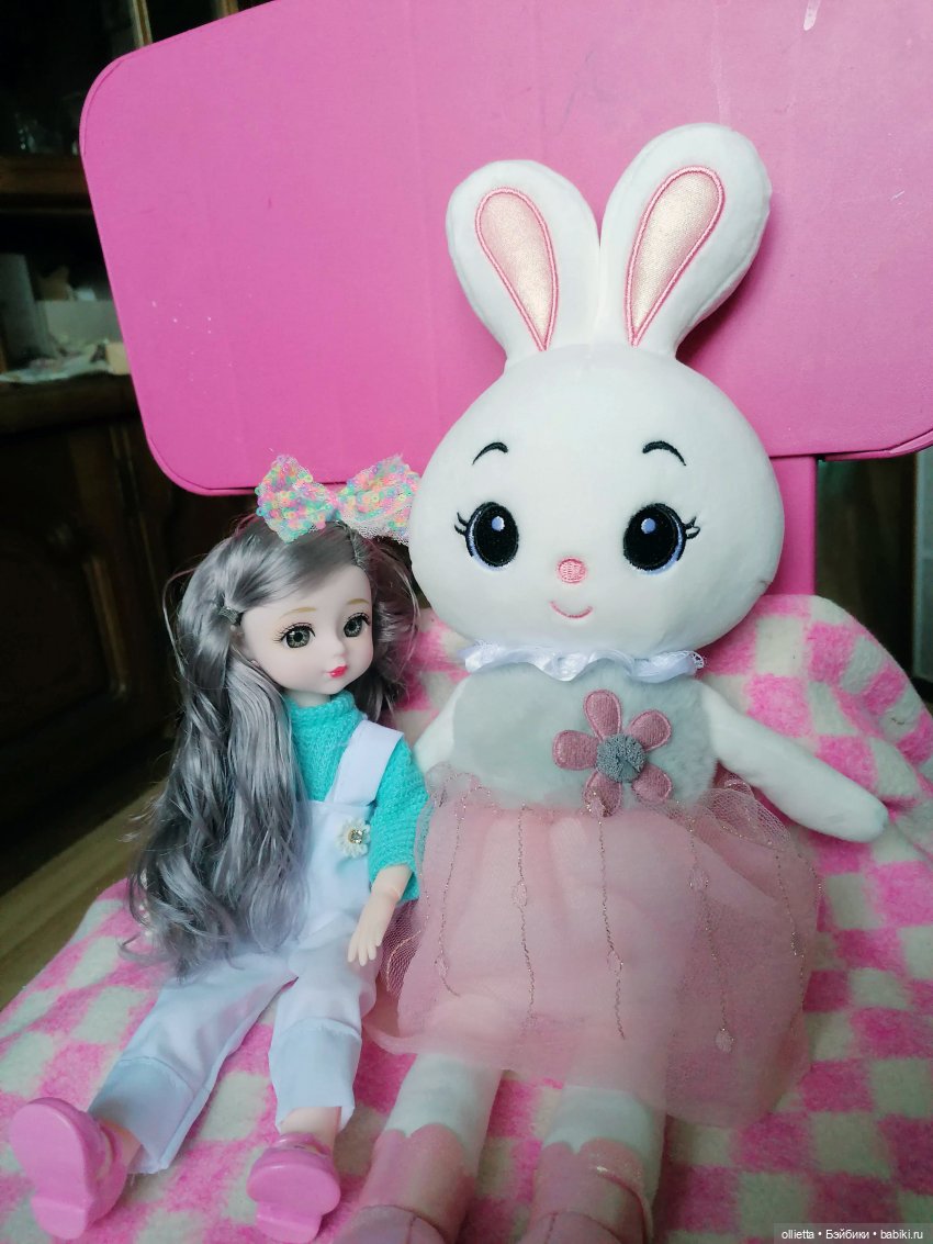 Кукла и зайка