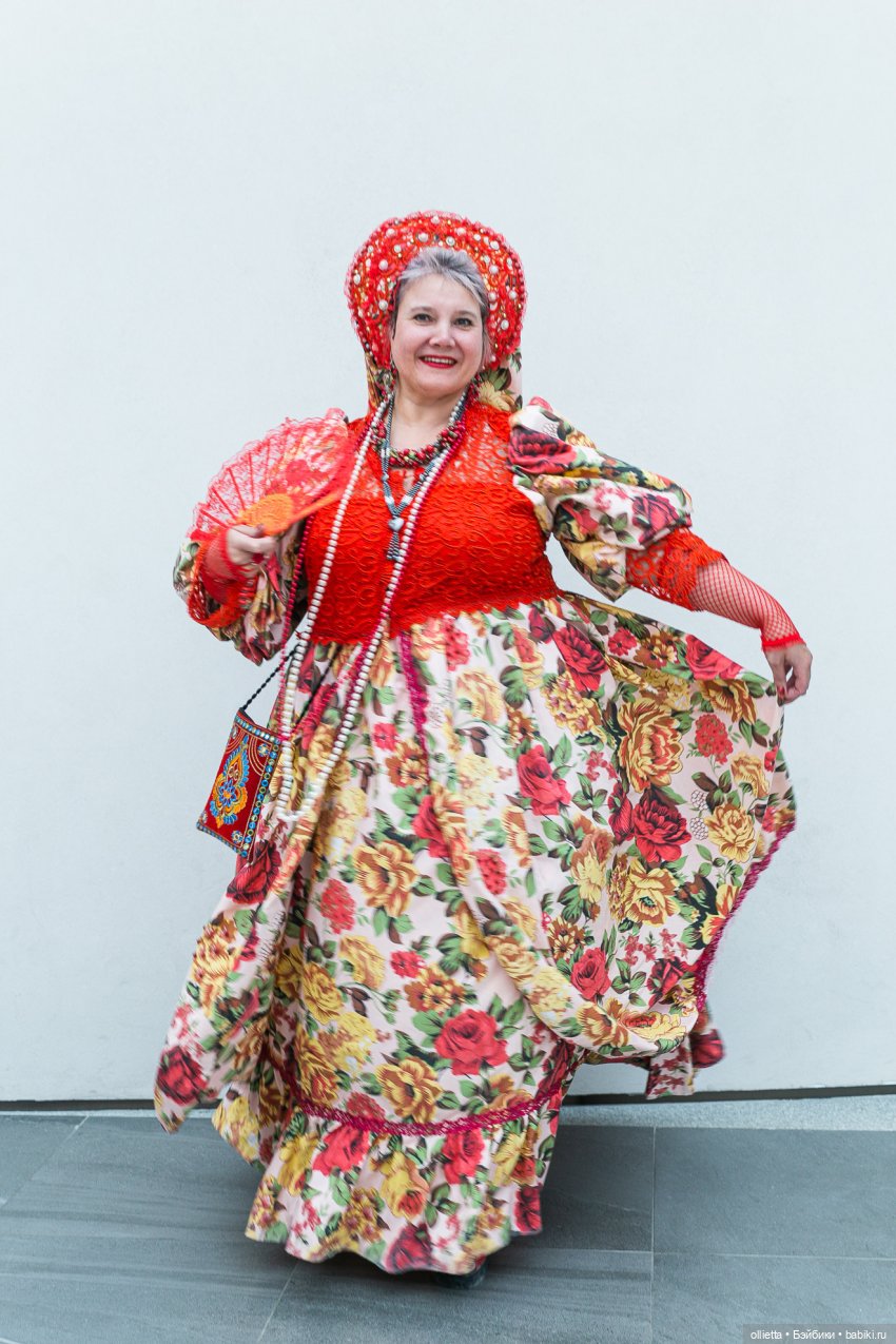 А-ля Кустодиев. Костюм Ирины Алексеевой