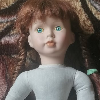 История про руки фарфоровой куклы