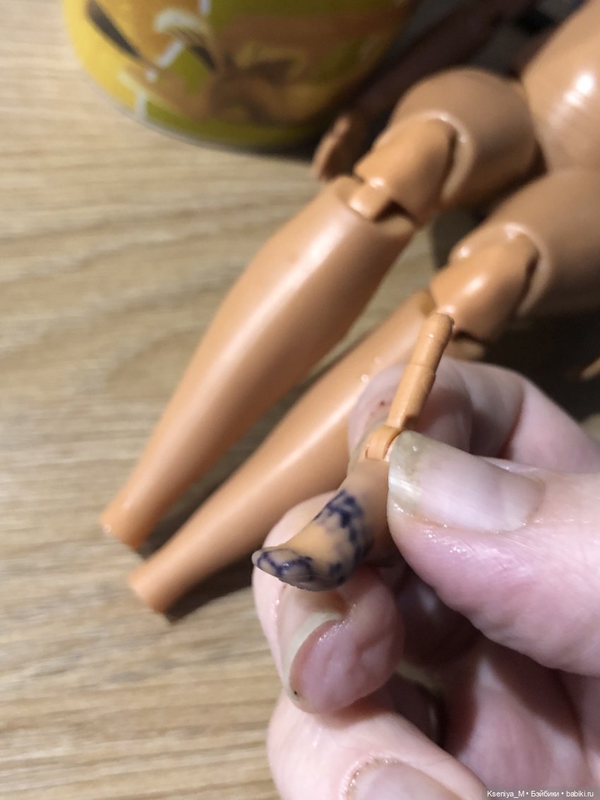 На примере барби с телом мтм. Как удалить въевшиеся пятна на резине без базирона? Мини мастер класс из подручных материалов