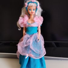 Не барби. Помогите распознать