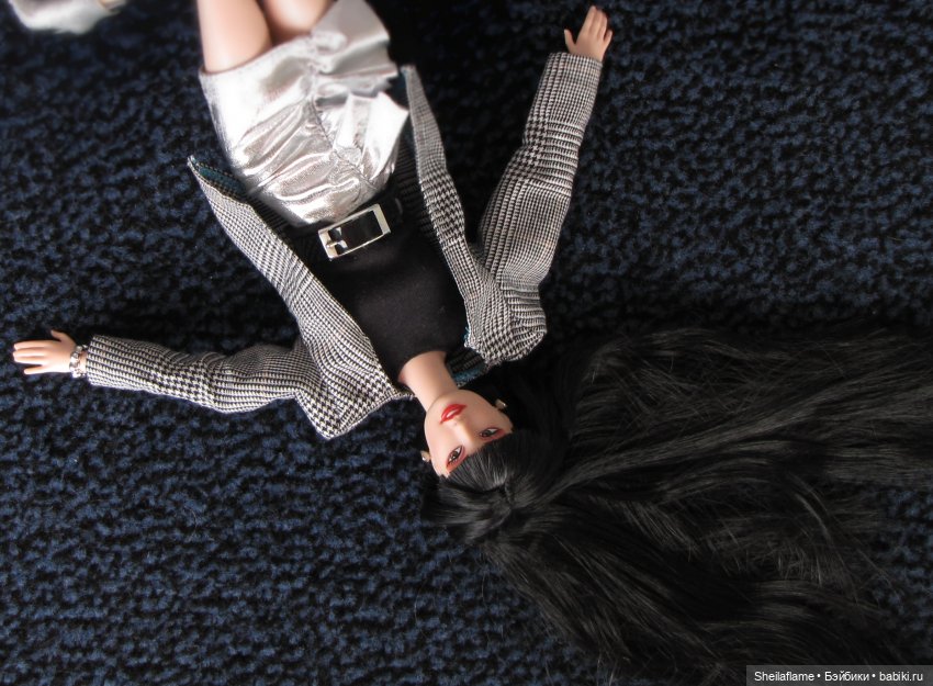 Анна-Лара, или просто Ларочка. Обзор