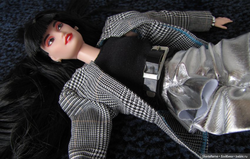 Анна-Лара, или просто Ларочка. Обзор