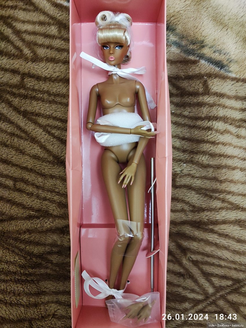 Новенькая Мизи — Фэшн (фото 3)