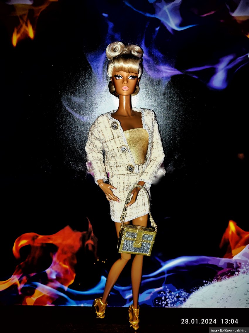 Новенькая Мизи — Фэшн (фото 9)