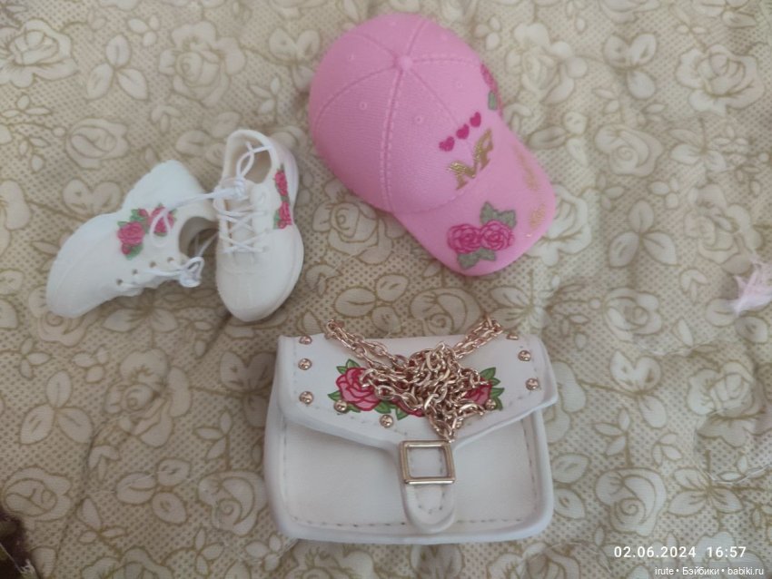 Шарик зуру и игра "Барби"