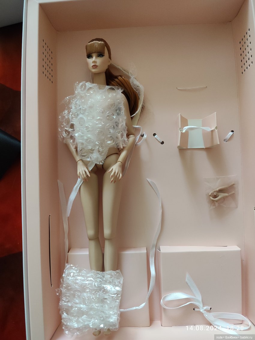 Новенькая — Куклы Integrity Toys (Интегрити): Poppy Parker