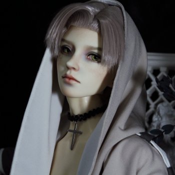 𝓓𝓪𝓷𝓲𝓮𝓵 🌿 🖤  🪽