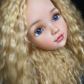 Новый образ для старенькой куклы❤️