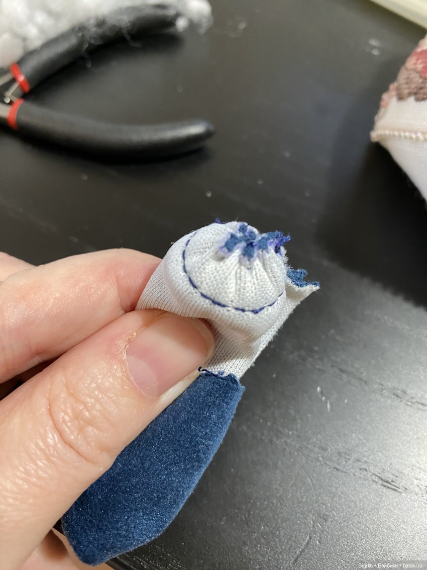 Room-shelf - Диван и лотос