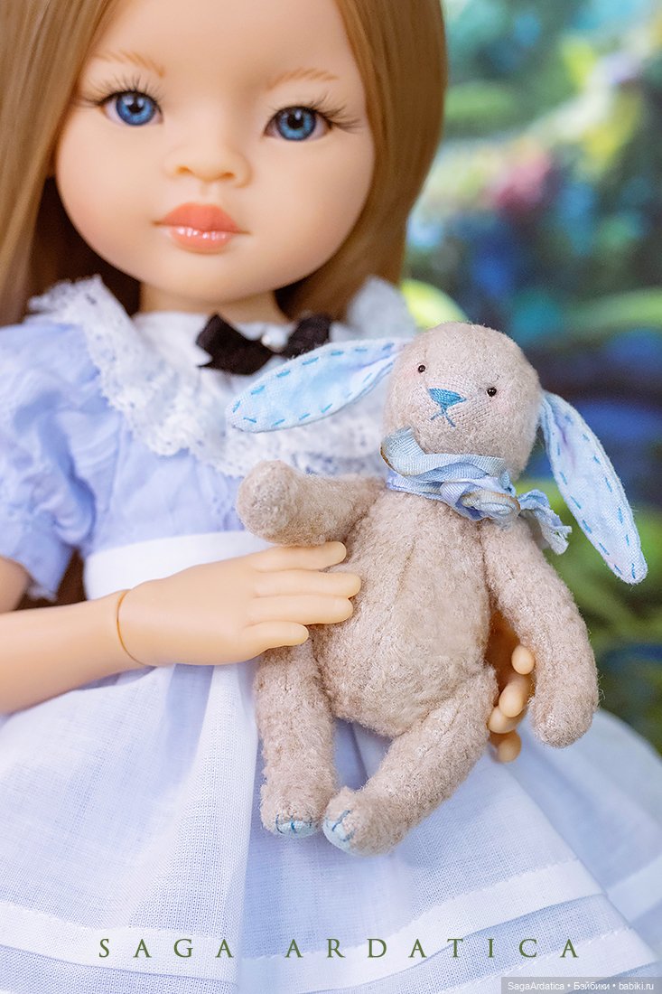 Маленькая Алиса — Куклы Paola Reina (Паола Рейна): новинки (фото 4)